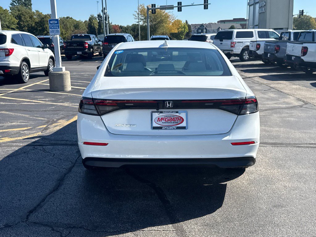 Certified 2023 Honda Accord EX image 10