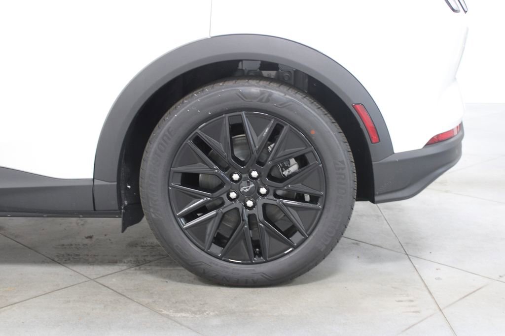 New 2025 Ford Mustang Mach-E Select image 15