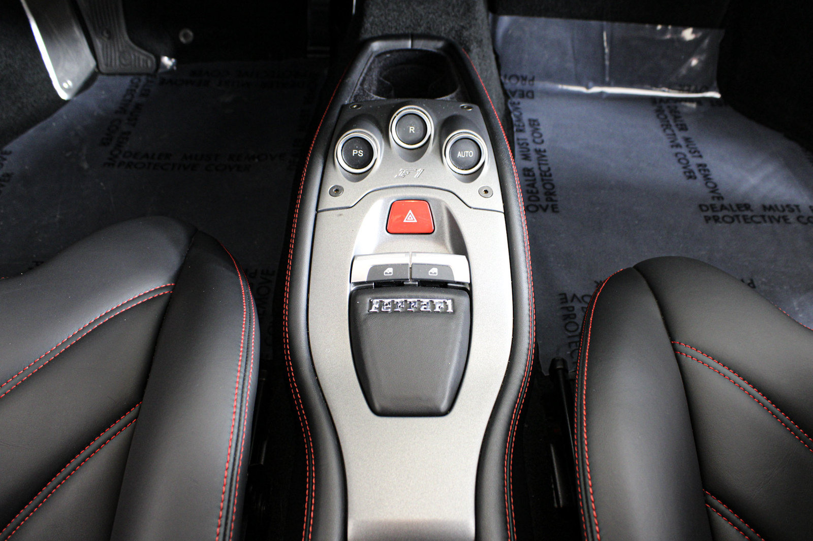 Certified 2015 Ferrari 458 Italia Coupe RWD image 32