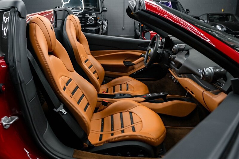 Used 2021 Ferrari F8 Tributo RWD image 37