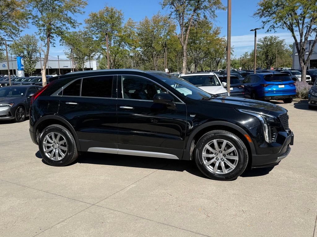Used 2019 Cadillac XT4 Premium Luxury AWD/4WD image 3