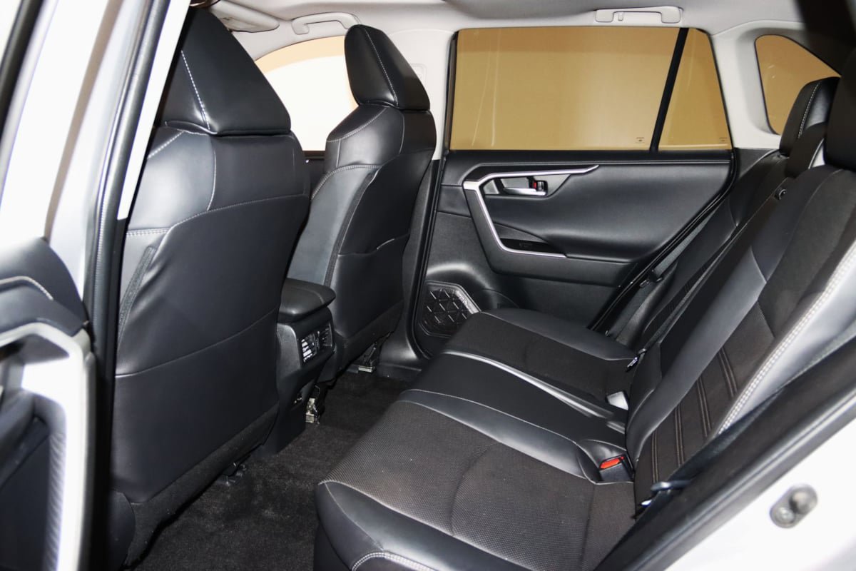Used 2022 Toyota RAV4 Limited AWD/4WD image 49