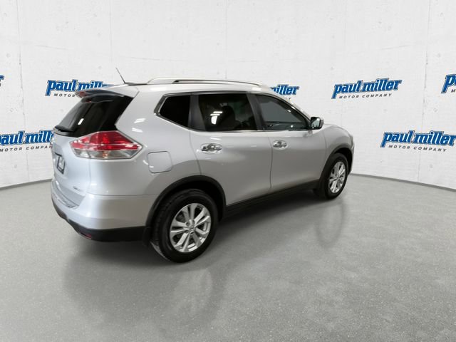 Used 2015 Nissan Rogue SV AWD/4WD image 11