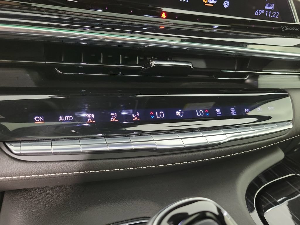 Certified 2022 Cadillac Escalade Sport AWD/4WD image 30