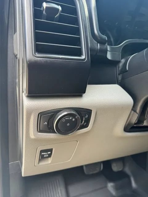 Used 2019 Ford F150 XL w/ Equipment Group 101A Mid AWD/4WD image 10