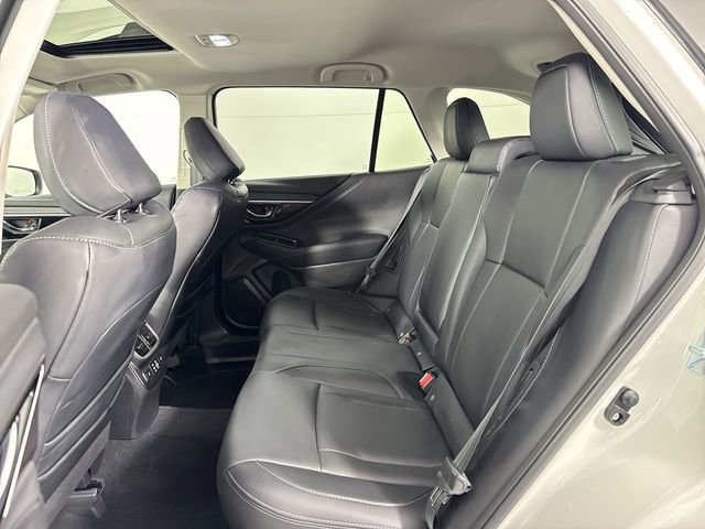 Used 2025 Subaru Outback Touring XT image 21