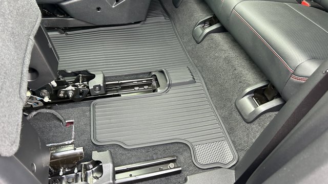 Certified 2024 Chevrolet Traverse RS image 40