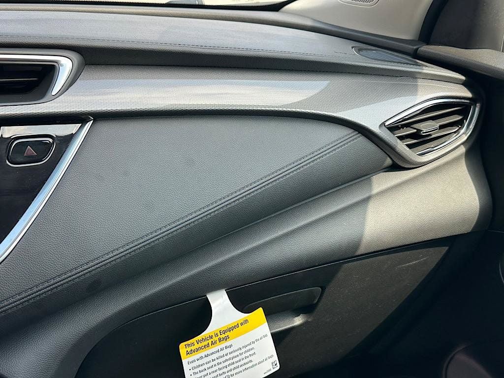 Used 2022 Buick Encore GX Preferred w/ Cold Weather Comfort Package AWD/4WD image 25