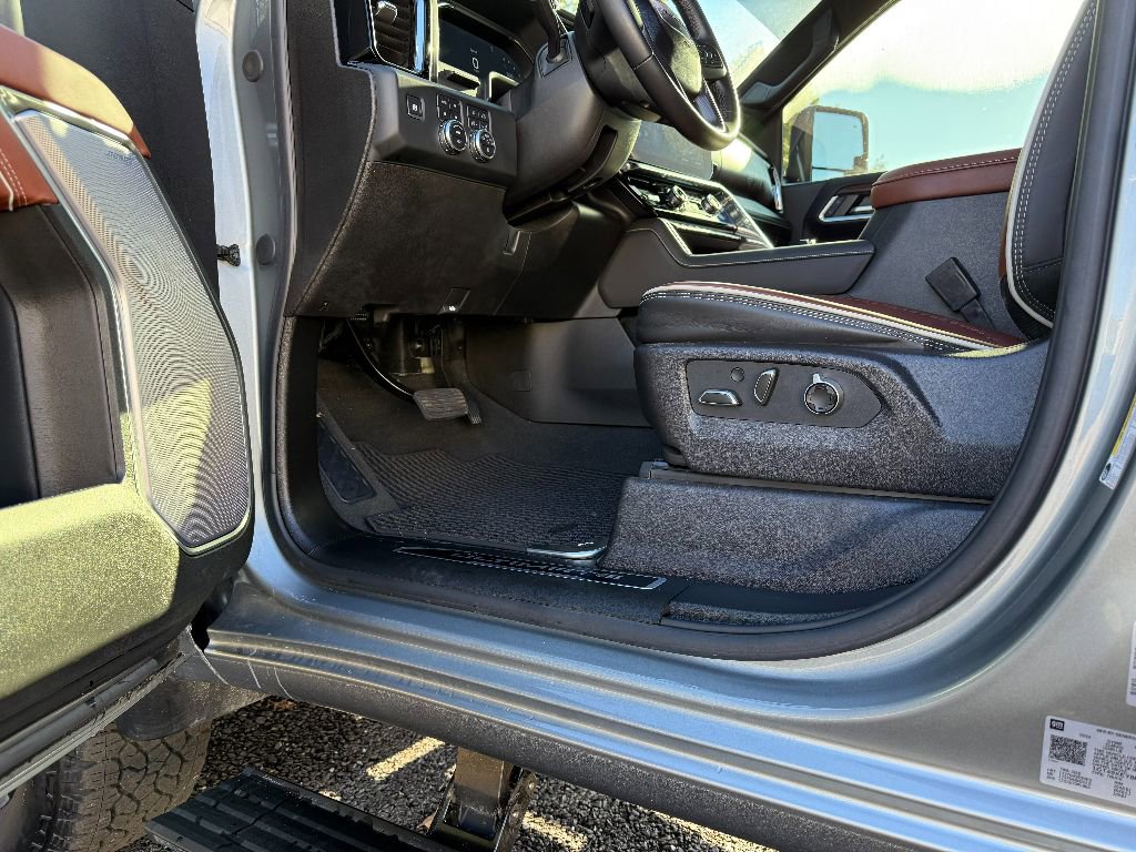 Used 2024 GMC Sierra 2500 Denali Ultimate image 22