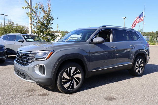 New 2026 Volkswagen Atlas SEL image 3