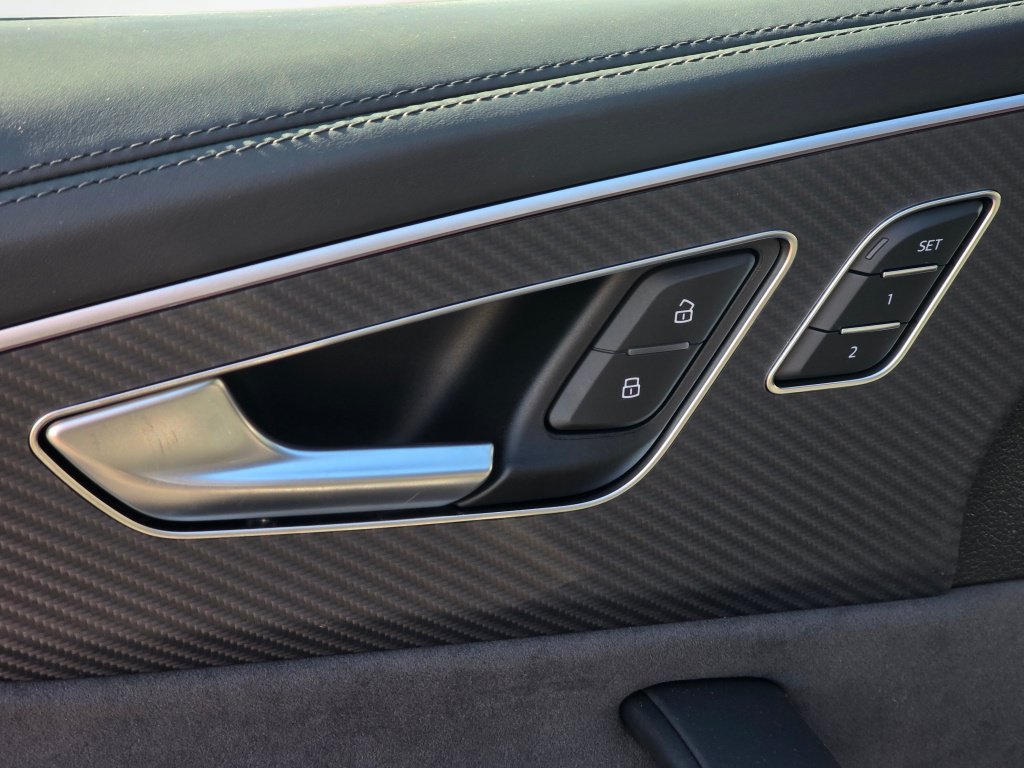 New 2026 Audi SQ8 Prestige AWD/4WD image 32