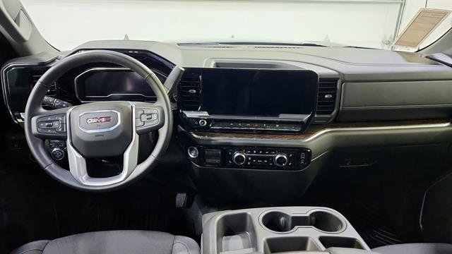 Used 2025 GMC Sierra 1500 Elevation AWD/4WD image 22