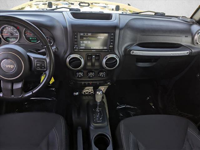 Used 2017 Jeep Wrangler Sahara w/ Connectivity Group image 15