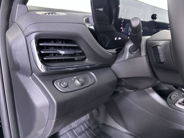 New 2026 Buick Envista Sport Touring w/ Convenience I Package FWD image 18