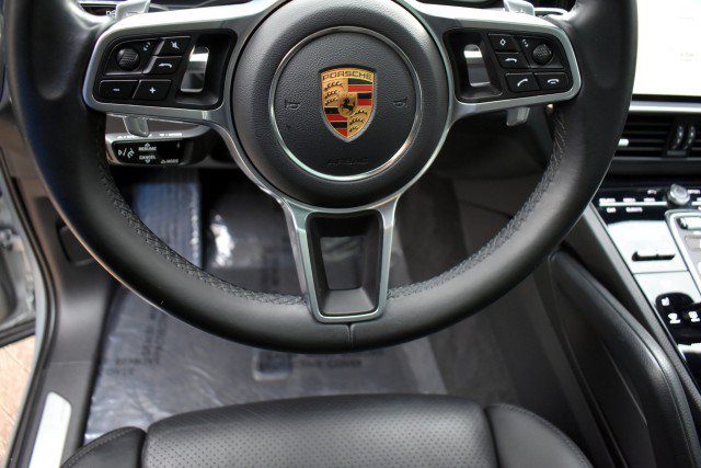 Used 2021 Porsche Cayenne AWD/4WD image 11