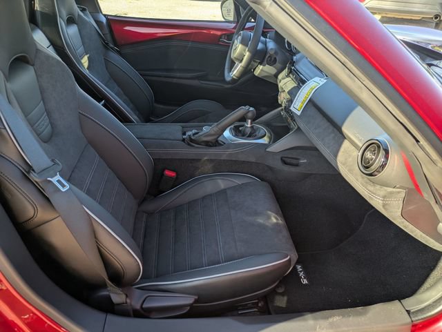 New 2026 MAZDA MX-5 Miata RF Club RWD image 25
