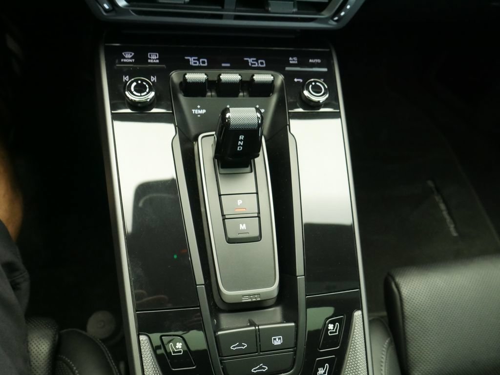 Certified 2020 Porsche 911 Carrera 4S AWD/4WD image 24