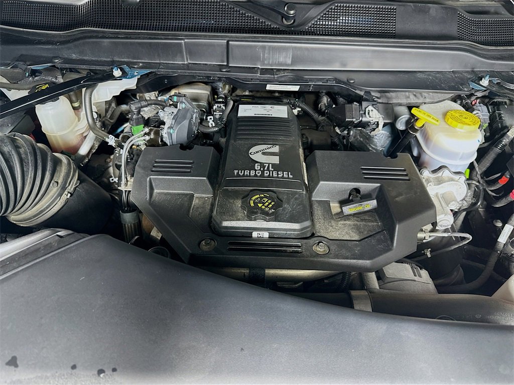 Used 2024 RAM 3500 Laramie image 32