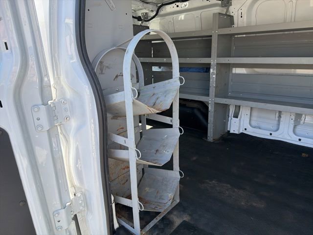 Used 2018 Ford Transit 250 130 Low Roof w/ Exterior Upgrade Package RWD image 10