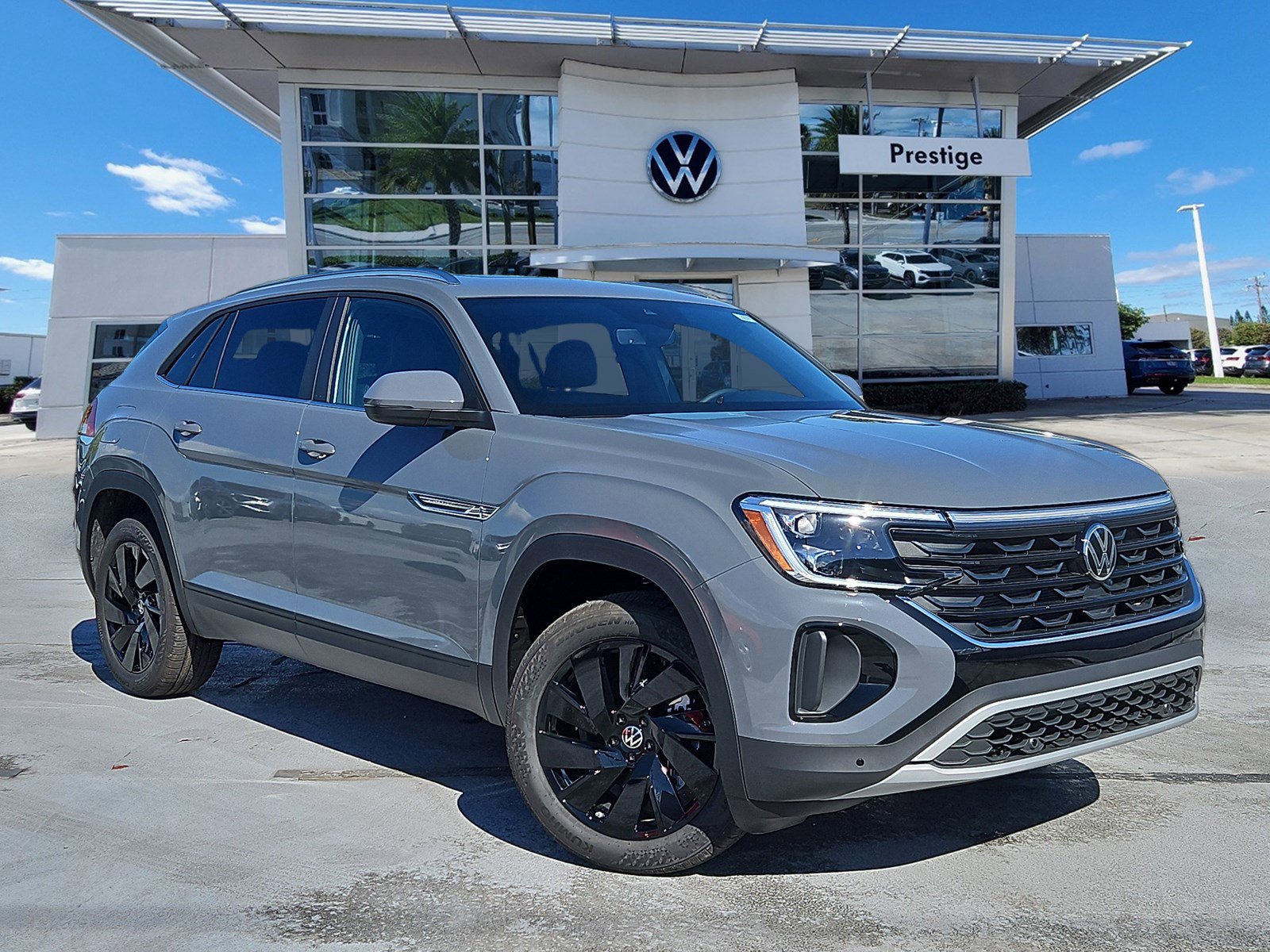 New 2026 Volkswagen Atlas Cross Sport SE image 1