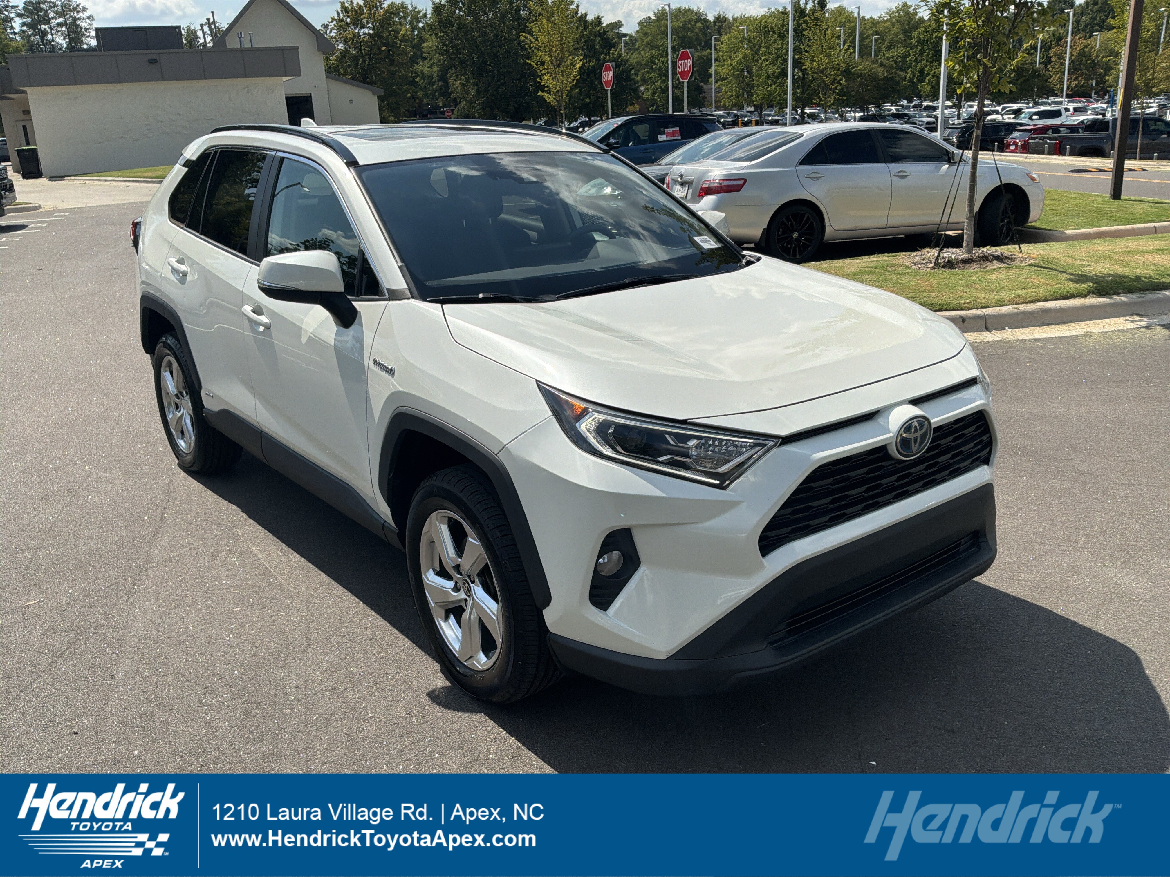 Used 2021 Toyota RAV4 XLE Premium AWD/4WD image 1
