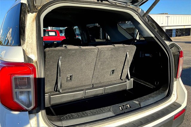 Used 2020 Ford Explorer XLT w/ Comfort Package image 29