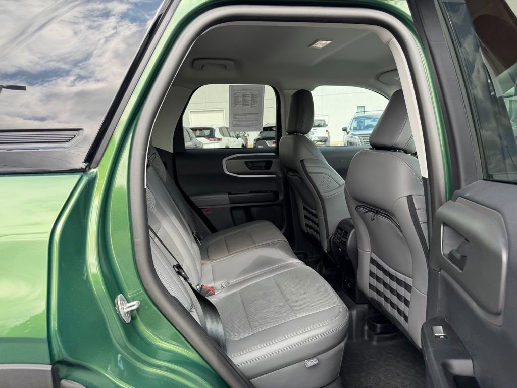 Used 2025 Ford Bronco Sport Badlands image 19