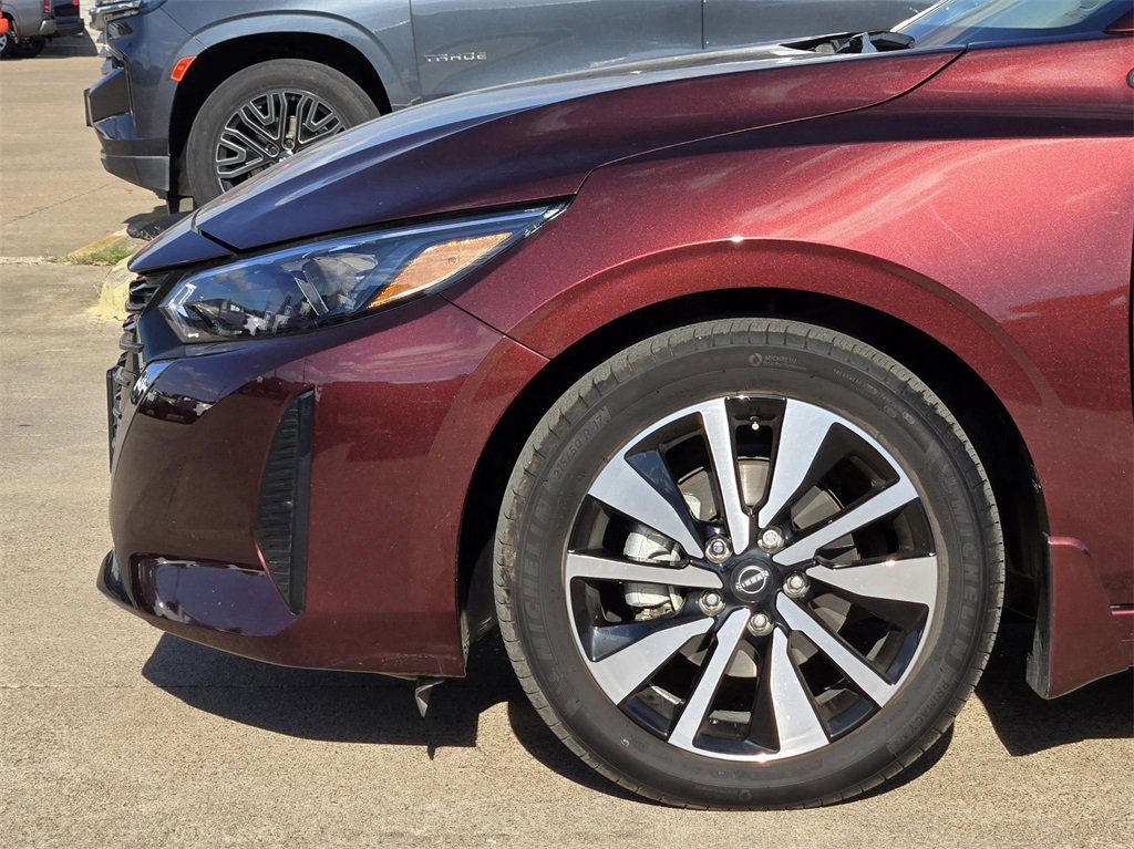 Used 2024 Nissan Sentra SV w/ SV Premium Package image 6