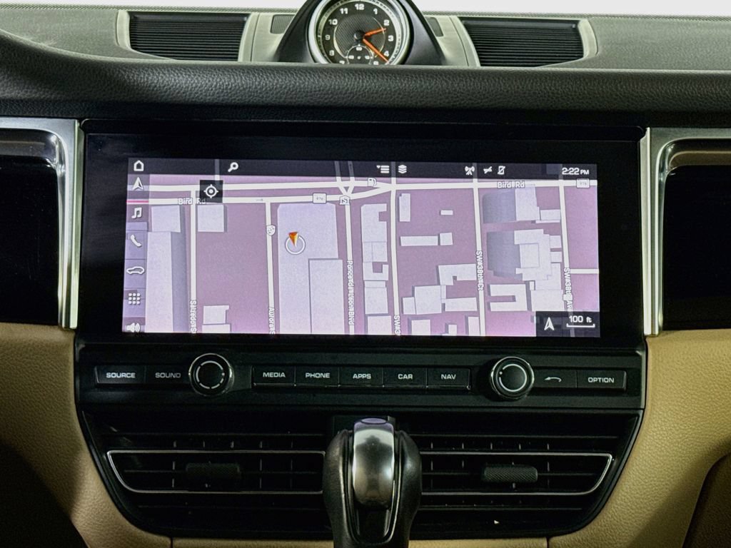 Certified 2019 Porsche Macan S AWD/4WD image 15