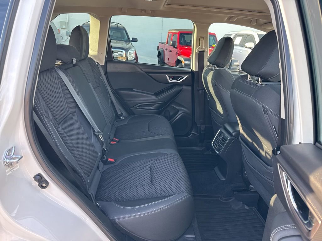 Used 2024 Subaru Forester Premium image 24