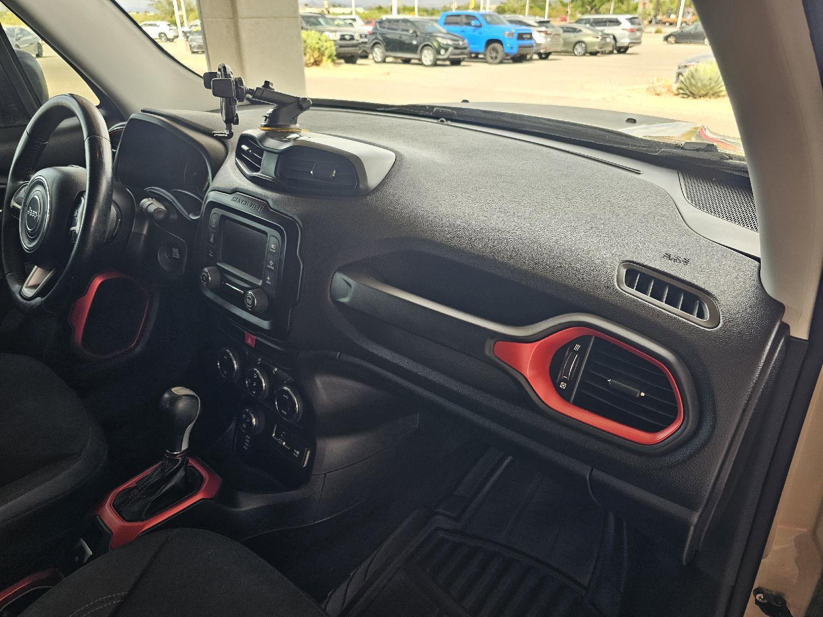 Used 2016 Jeep Renegade Trailhawk w/ Safety & Security Group image 24