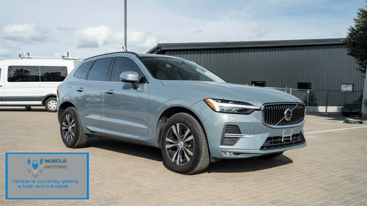 Used 2023 Volvo XC60 B5 Core image 1