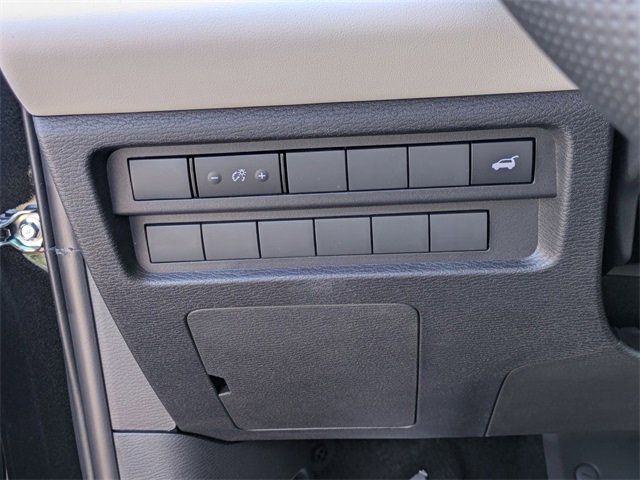 New 2025 Mitsubishi Outlander SEL image 16