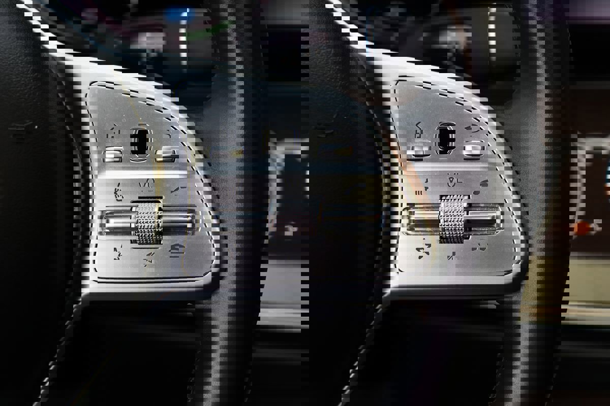 Used 2020 Mercedes-Benz CLS 450 w/ Premium Package image 16