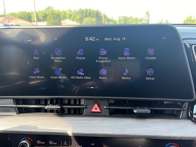 Used 2023 Kia Sportage X-Line w/ X-Line Premium Package AWD/4WD image 16