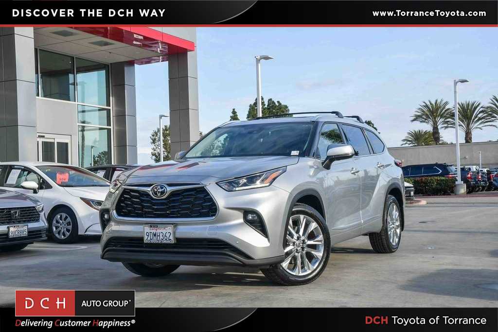 Certified 2022 Toyota Highlander Limited