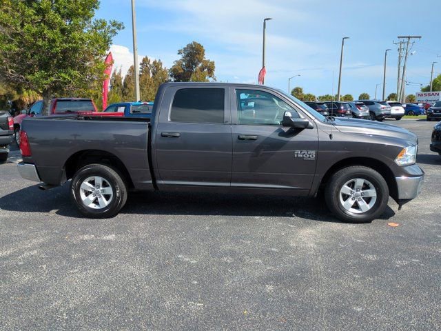 Used 2023 RAM 1500 Classic SLT w/ Trailer & Traction Group AWD/4WD image 4