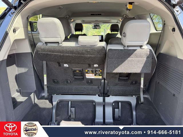 Certified 2023 Toyota Sienna XLE AWD/4WD image 14