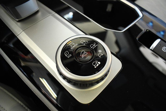 New 2026 Mitsubishi Outlander SEL AWD/4WD image 42