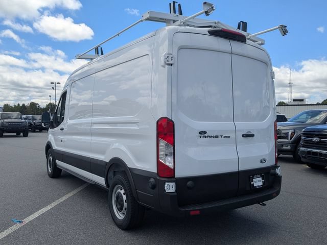 New 2026 Ford Transit 250 148 Medium Roof w/ Load Area Protection Package RWD image 5