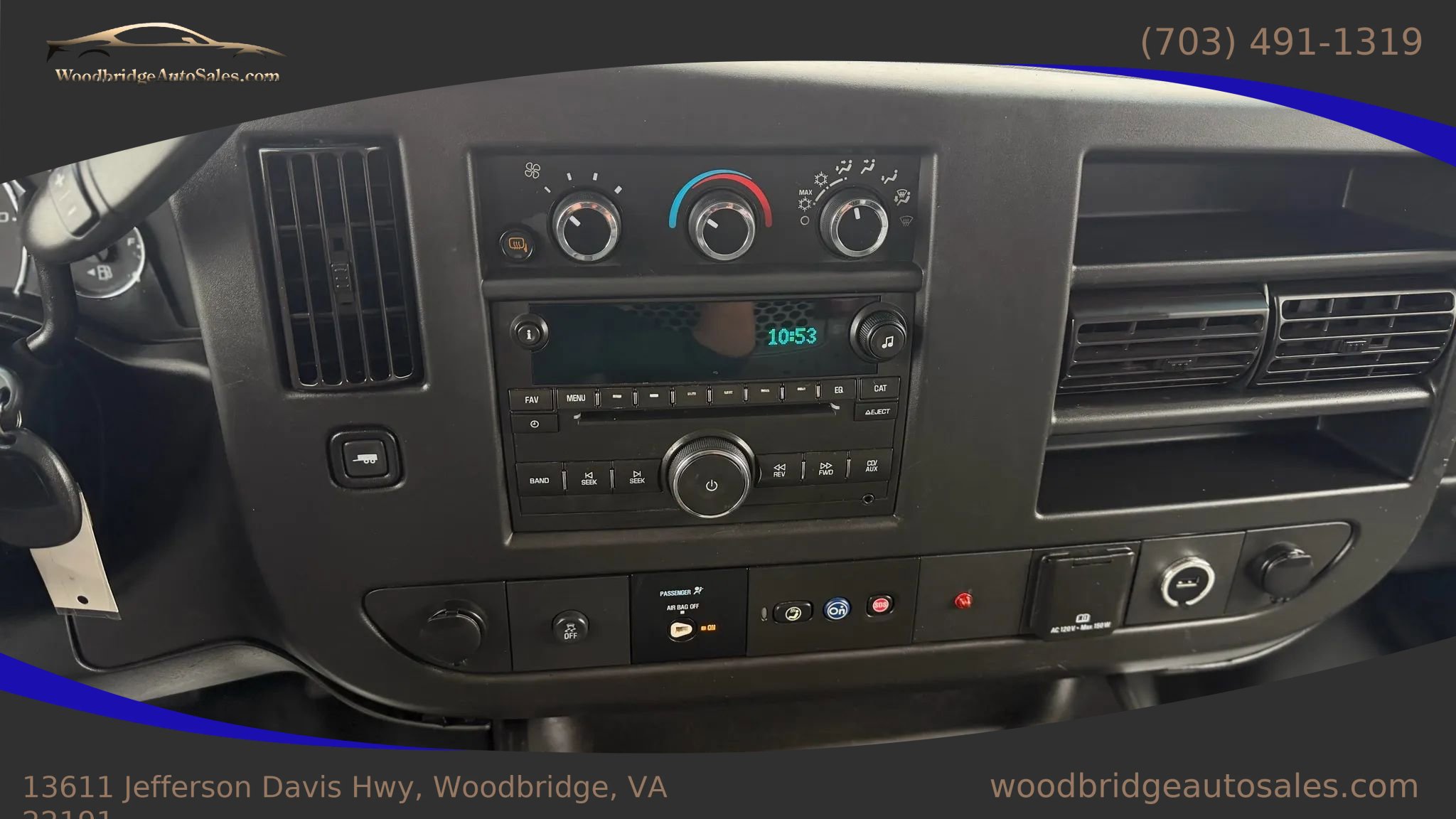 Used 2019 Chevrolet Express 2500 Van 3D w/ Communications Package image 25