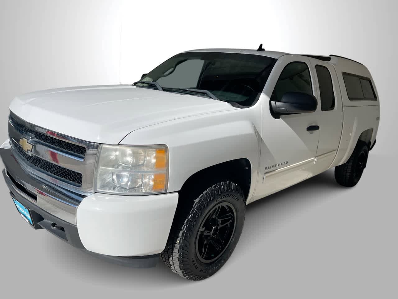 Used 2010 Chevrolet Silverado 1500 LT w/ Power Pack Plus AWD/4WD image 1