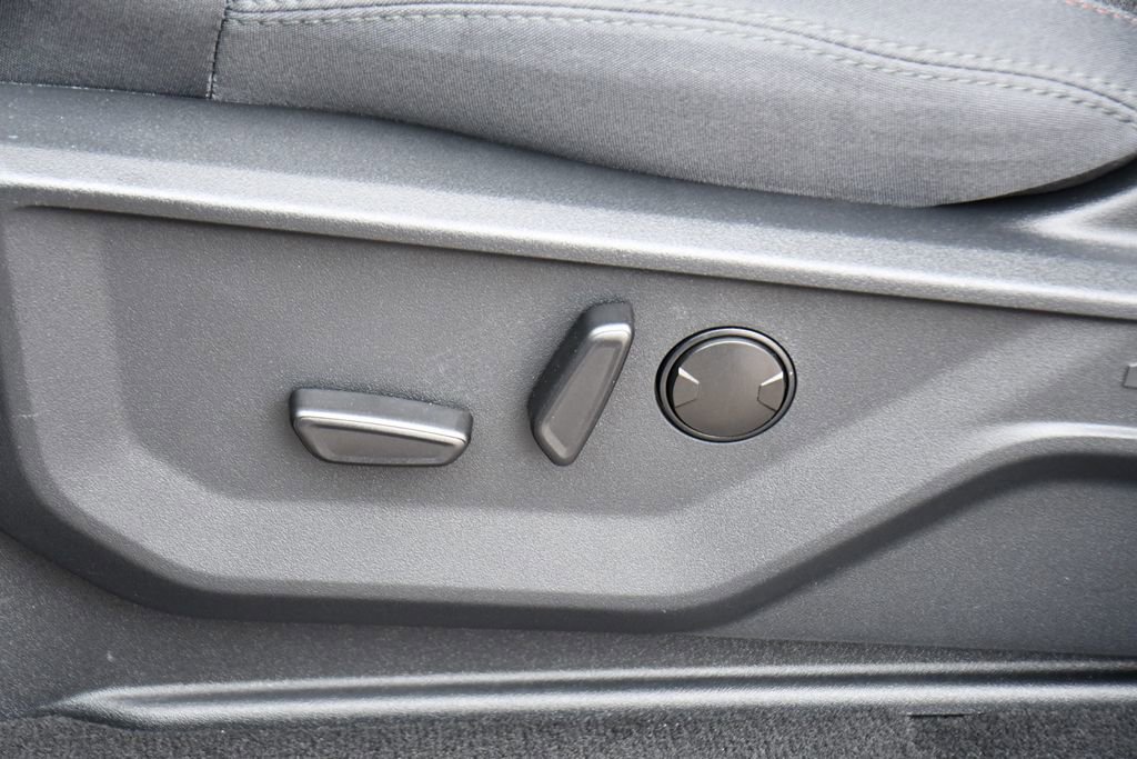 Used 2025 Ford Expedition Active image 14