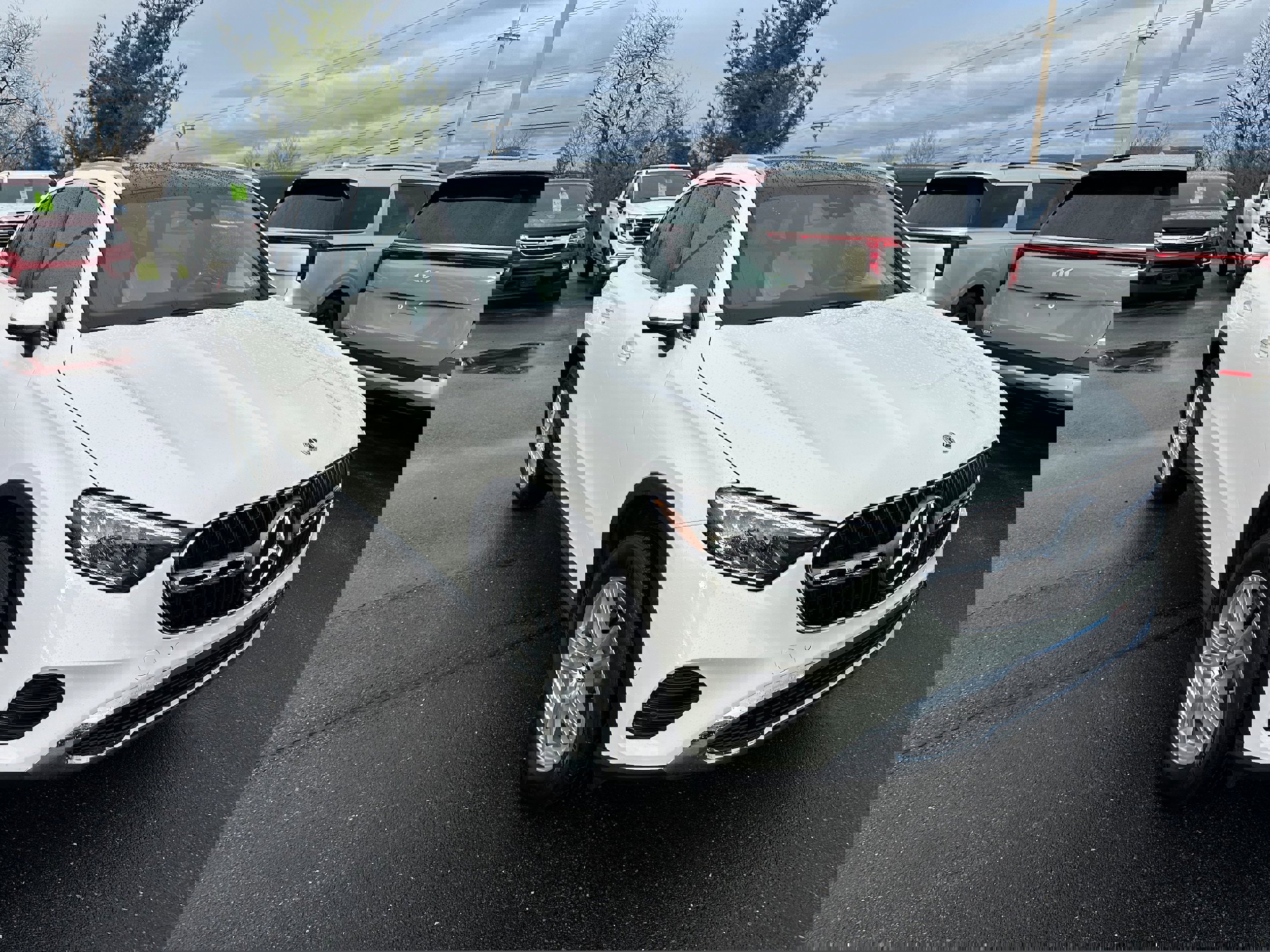 Used 2023 Mercedes-Benz GLC 300 4MATIC image 3