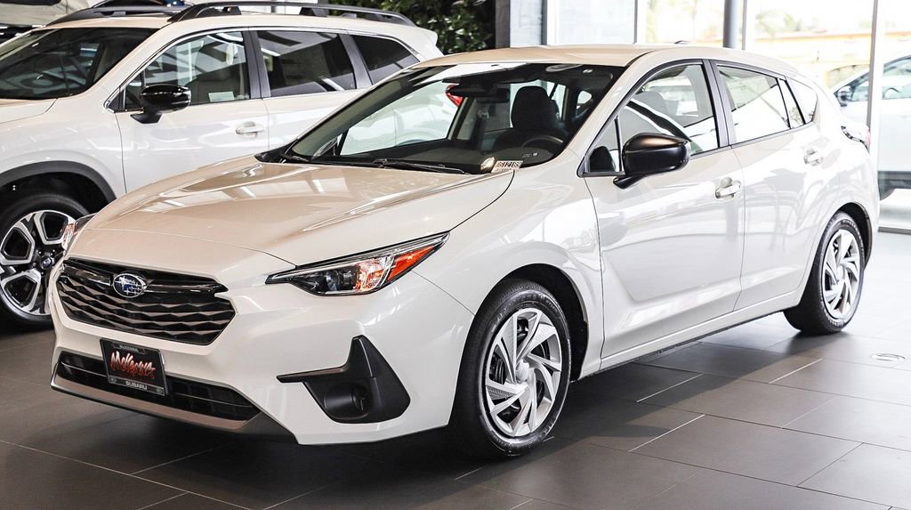 New 2025 Subaru Impreza 2.0i