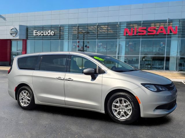Used 2022 Chrysler Voyager LX FWD 360° Tour