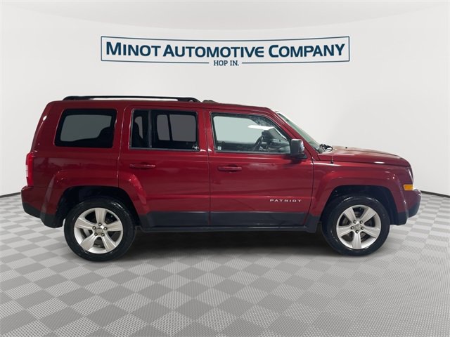 Used 2014 Jeep Patriot Latitude image 9