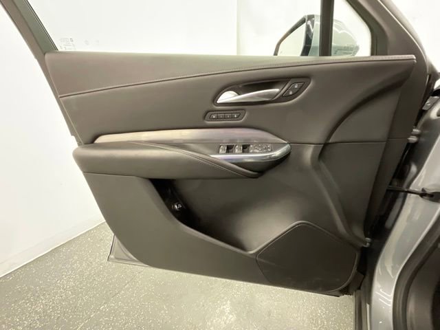 Used 2024 Cadillac XT4 Premium Luxury AWD/4WD image 9