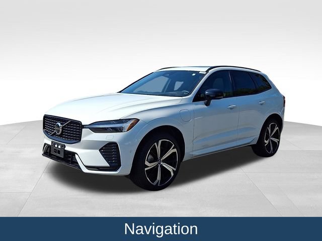 Used 2022 Volvo XC60 T8 R-Design w/ Advanced Package AWD/4WD image 4