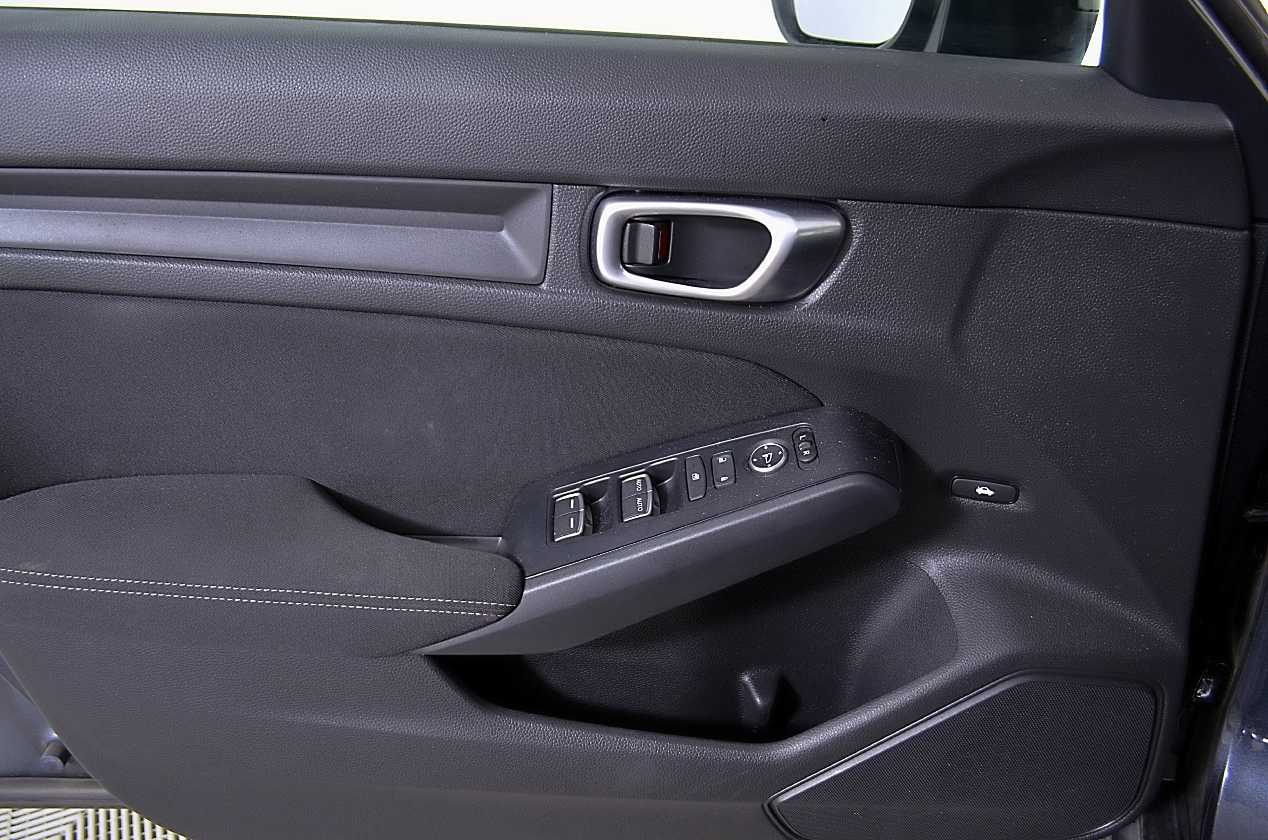 Used 2024 Honda Civic Sport image 15